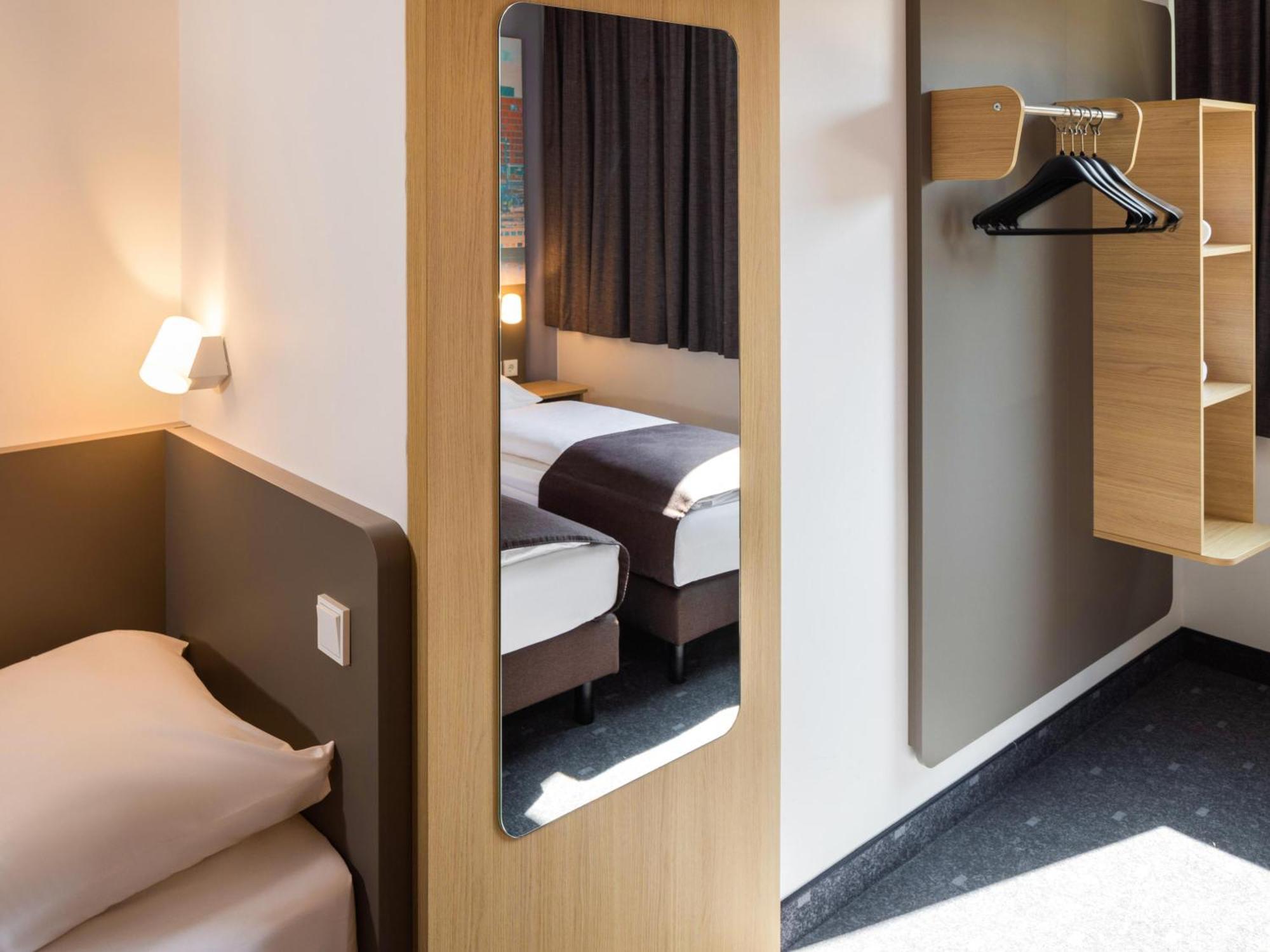 B&B Hotel Kiel-City Екстер'єр фото