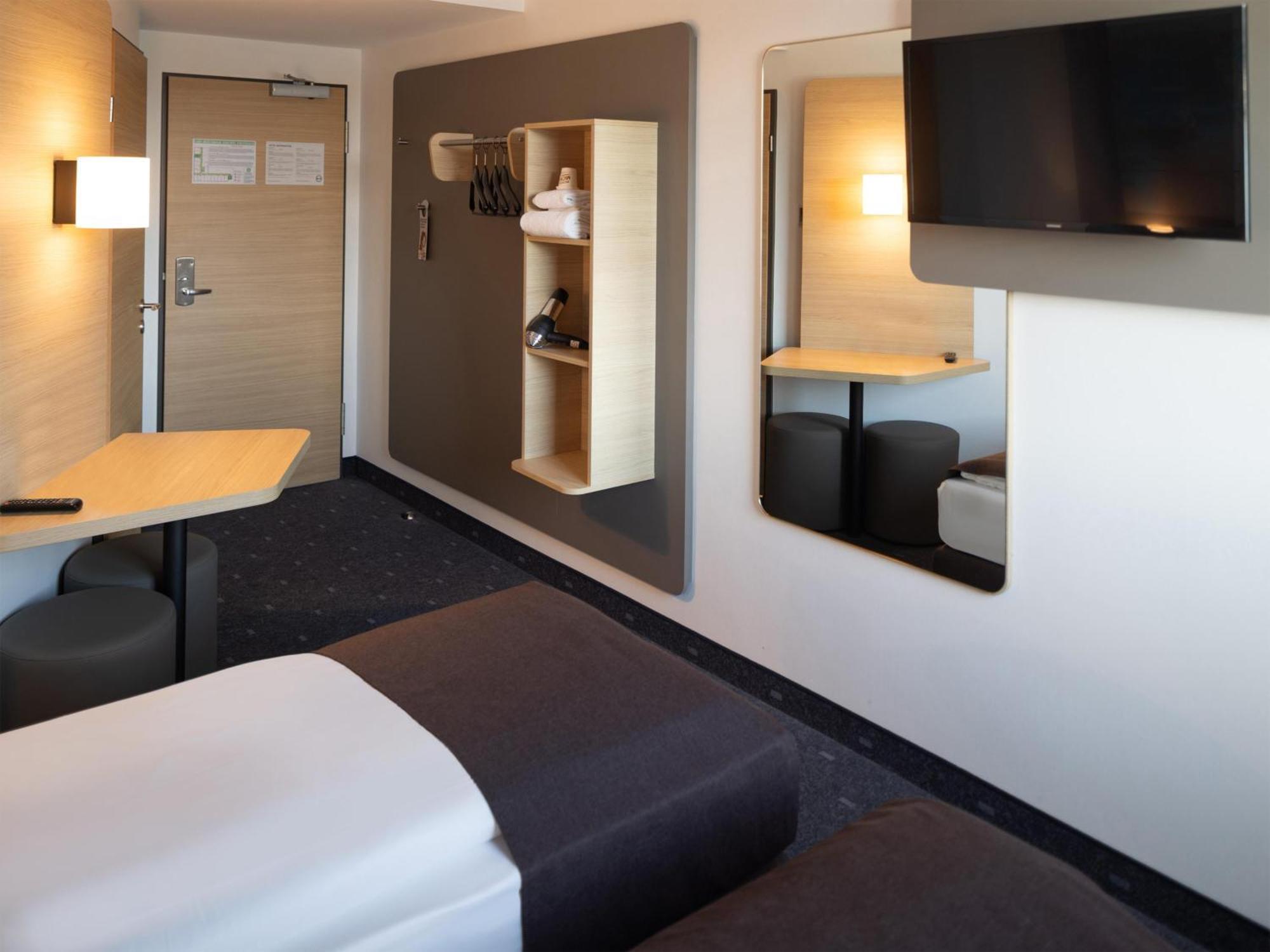 B&B Hotel Kiel-City Екстер'єр фото