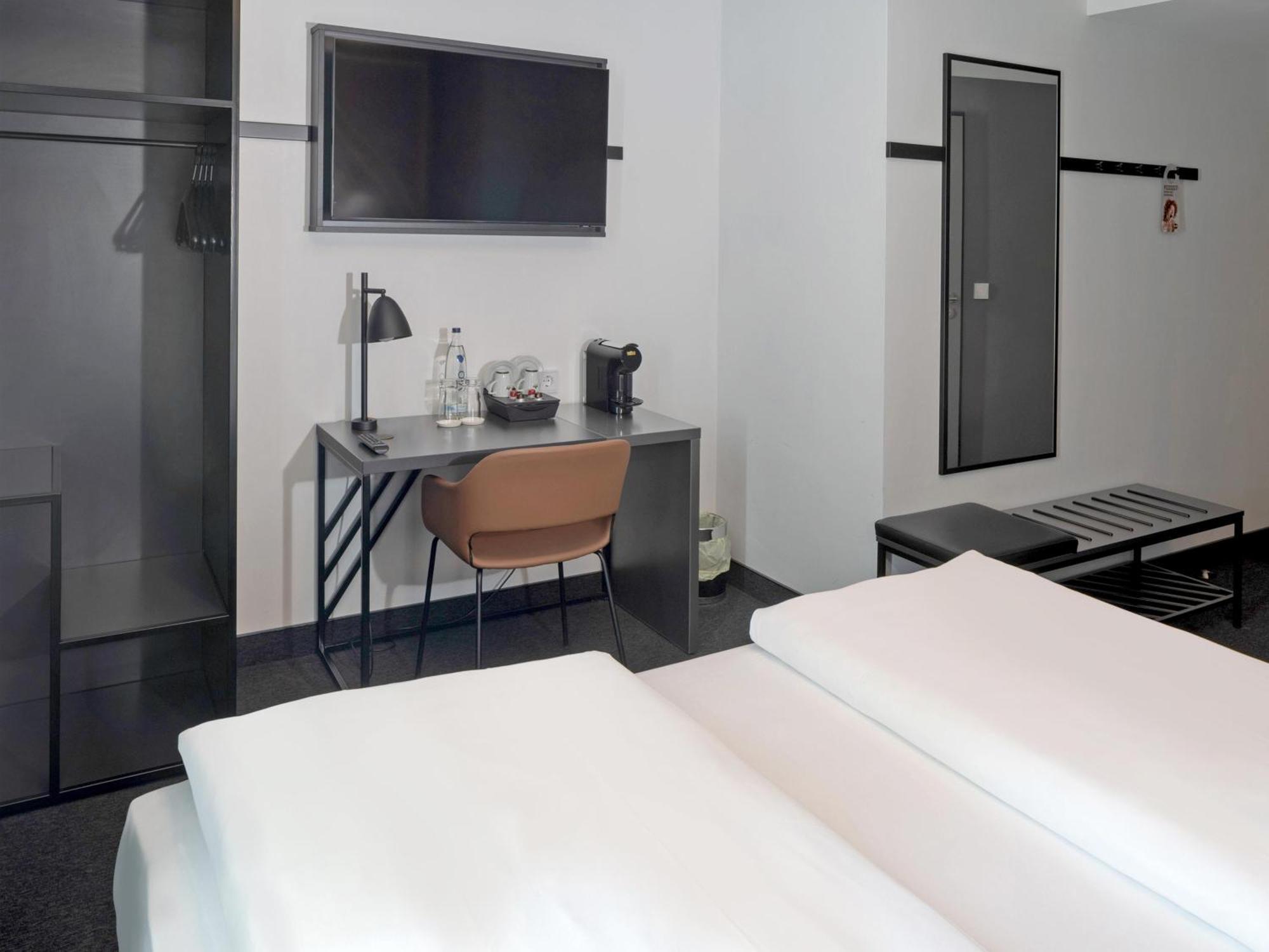 B&B Hotel Kiel-City Екстер'єр фото